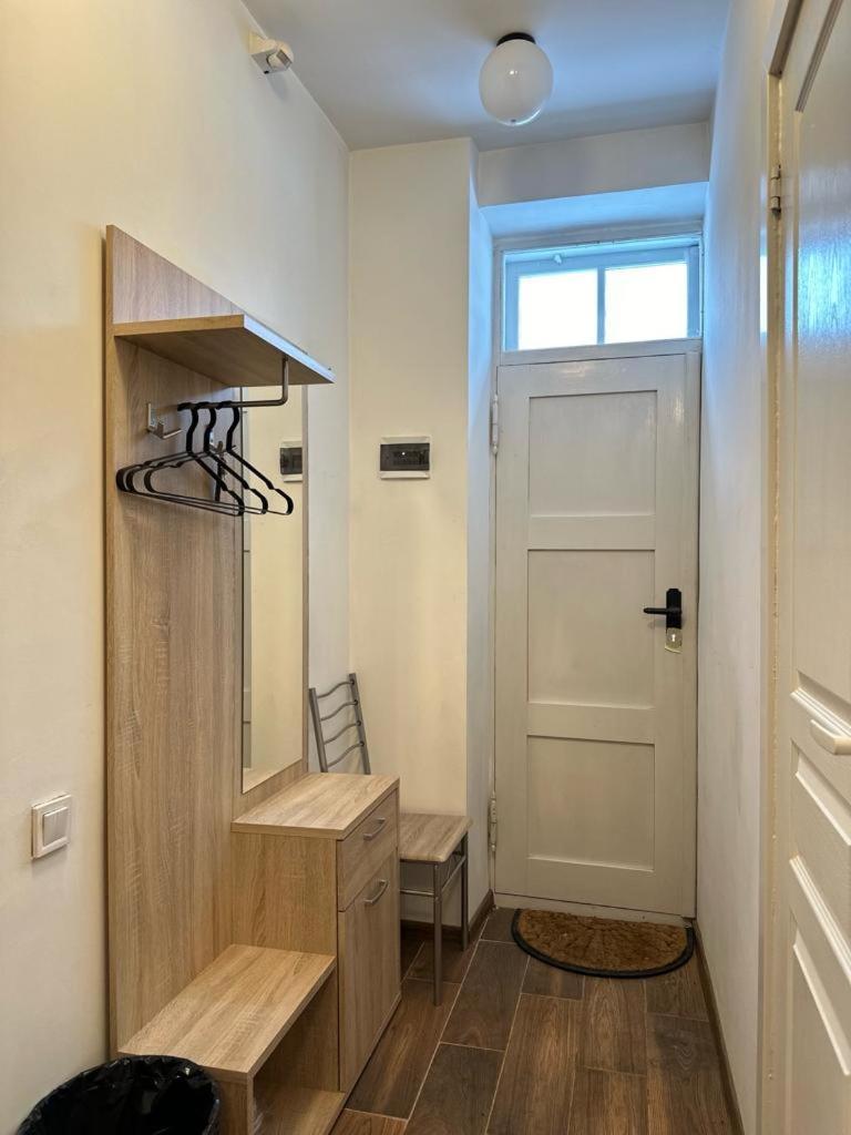 Dzirnavu Ielas Apartment คูลดีกา ภายนอก รูปภาพ